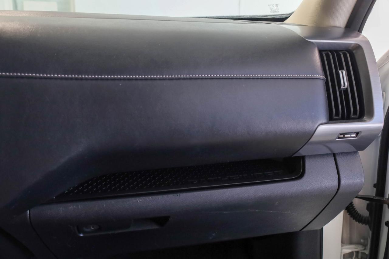 Nissan Pathfinder SL 4WD 2023