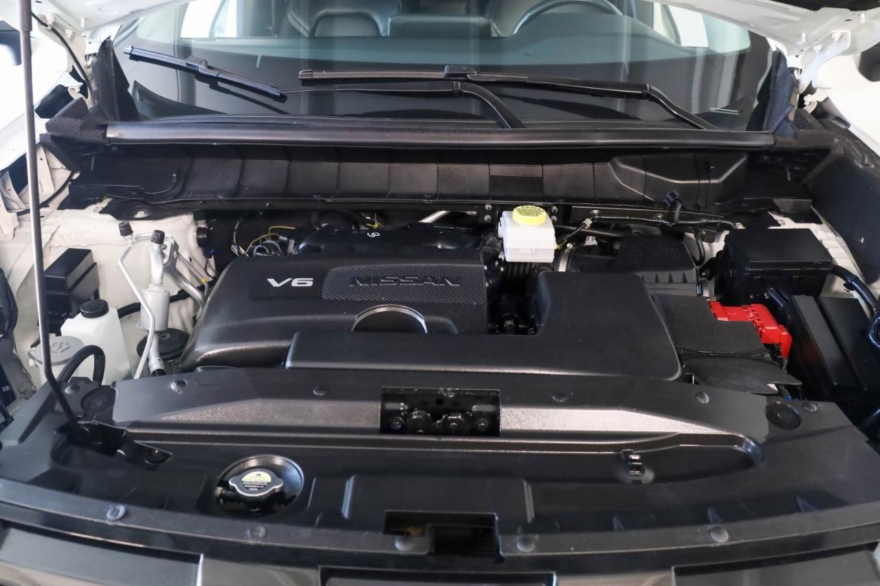 Nissan Pathfinder SL 4WD 2023