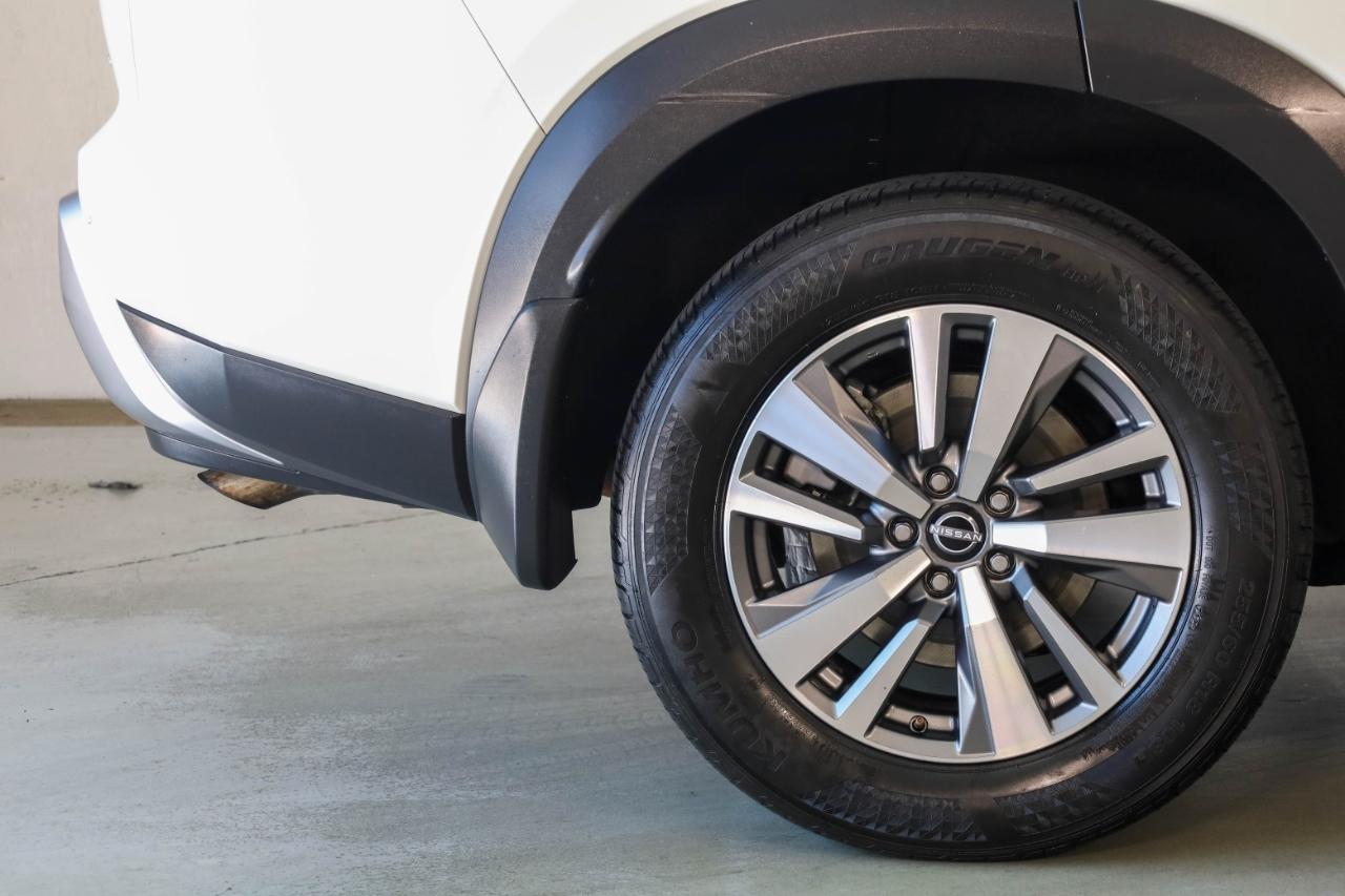Nissan Pathfinder SL 4WD 2023