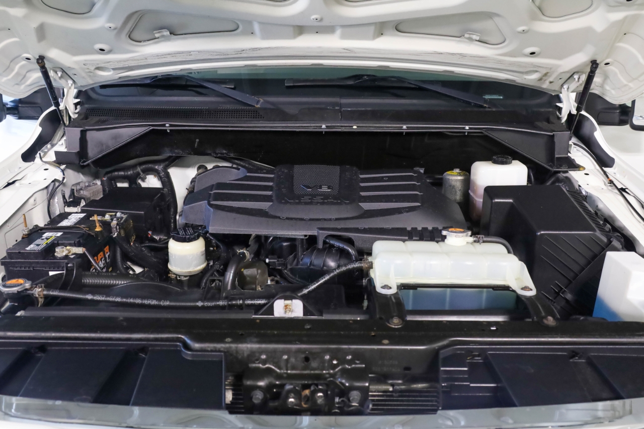 Nissan NV Cargo NV3500 HD High Roof V8 SL 2018 Nissan NV Cargo NV3500 HD High Roof V8 SL 2018