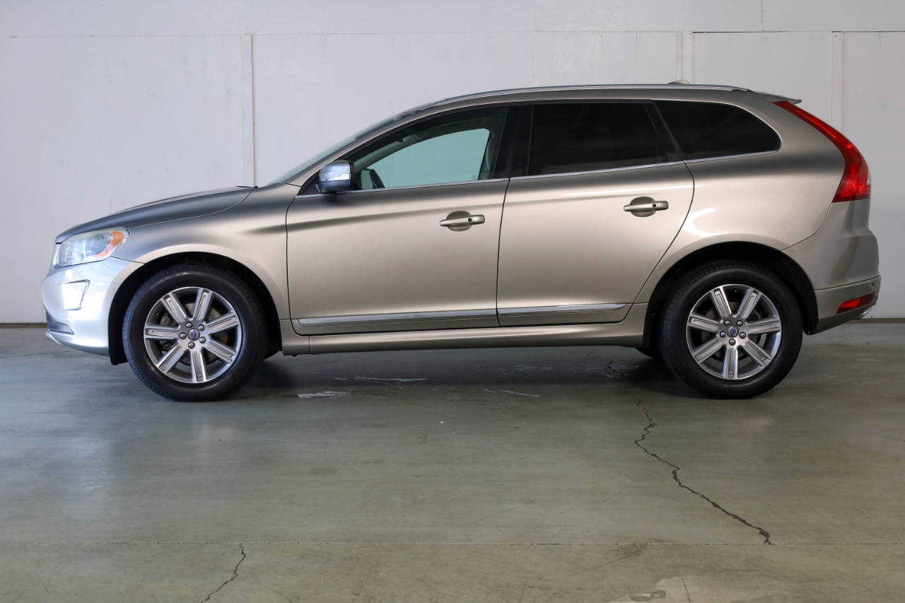 Volvo XC60 AWD 4dr T6 Platinum *Ltd Avail* 2016 Volvo XC60 AWD 4dr T6 Platinum *Ltd Avail* 2016