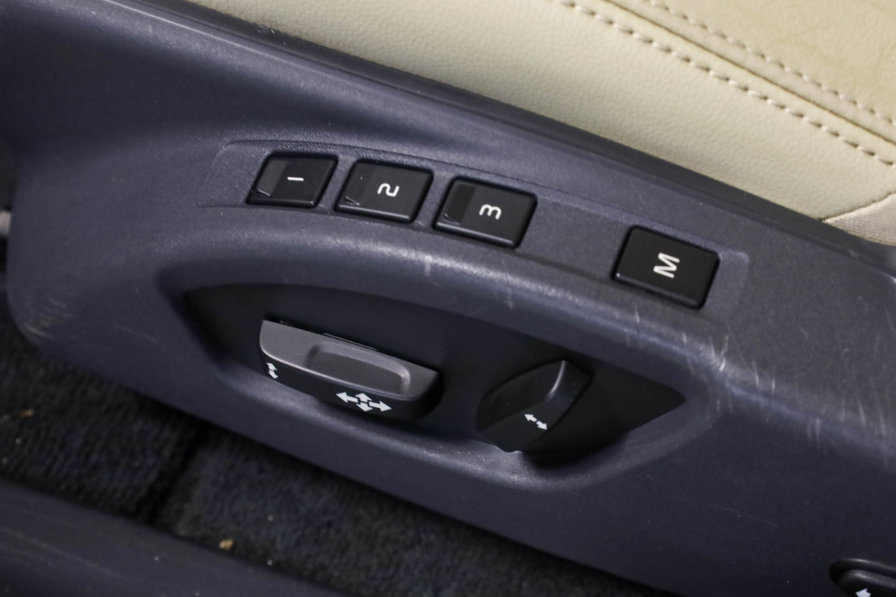 Volvo XC60 AWD 4dr T6 Platinum *Ltd Avail* 2016 Volvo XC60 AWD 4dr T6 Platinum *Ltd Avail* 2016