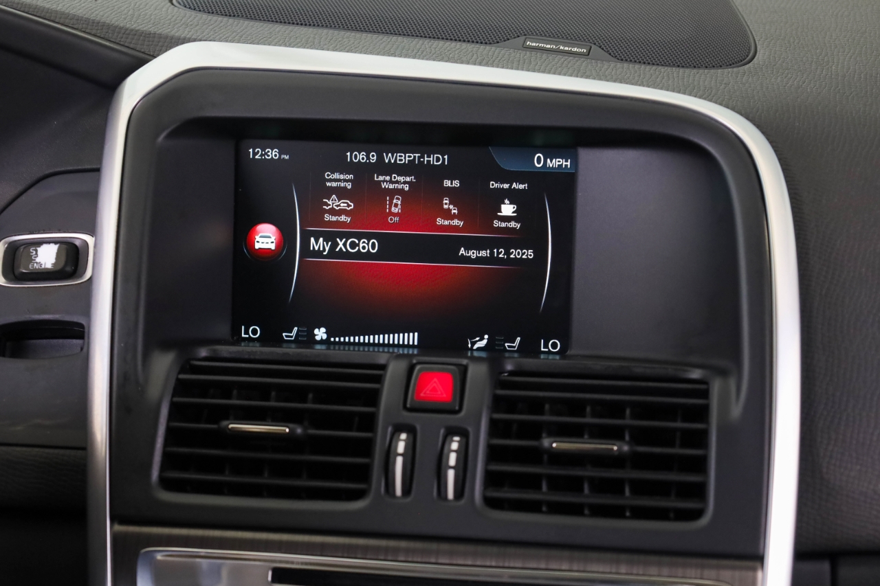 Volvo XC60 AWD 4dr T6 Platinum *Ltd Avail* 2016 Volvo XC60 AWD 4dr T6 Platinum *Ltd Avail* 2016