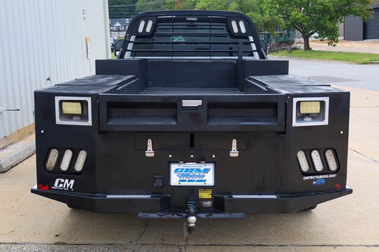 Ford Super Duty F-550 DRW Lariat 4WD Crew Cab 179" WB 60" CA 2018 Ford Super Duty F-550 DRW Lariat 4WD Crew Cab 179" WB 60" CA 2018