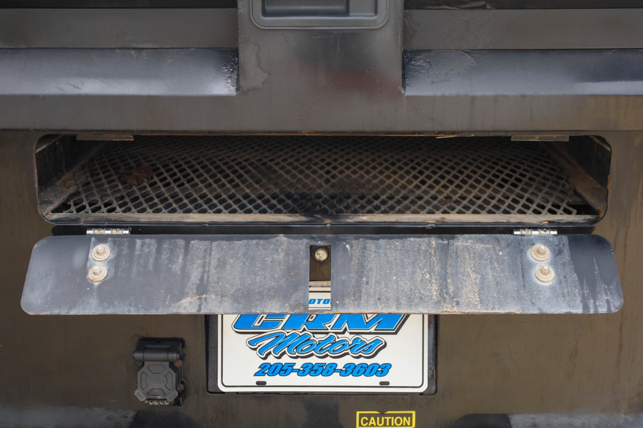 Ford Super Duty F-550 DRW Lariat 4WD Crew Cab 179" WB 60" CA 2018 Ford Super Duty F-550 DRW Lariat 4WD Crew Cab 179" WB 60" CA 2018