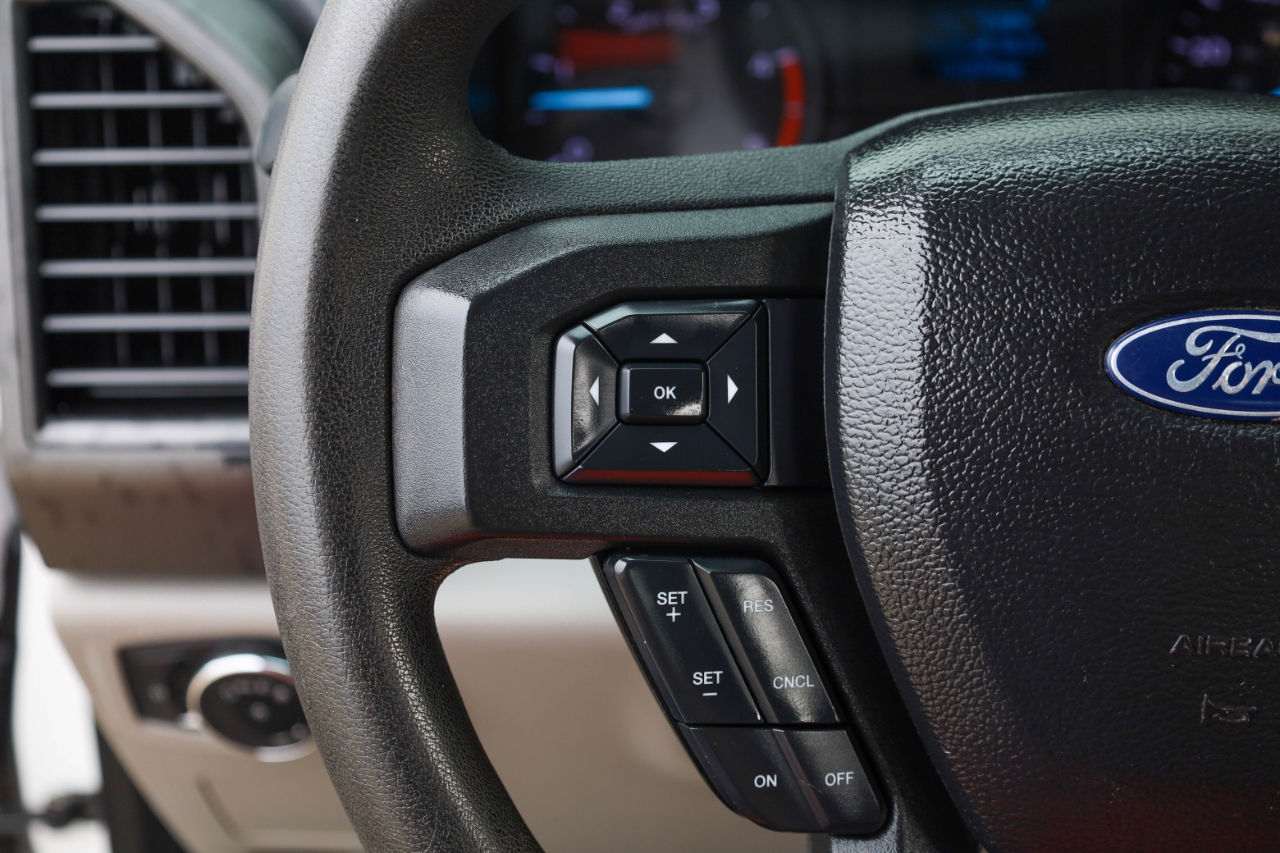 Ford Super Duty F-550 DRW Lariat 4WD Crew Cab 179" WB 60" CA 2018 Ford Super Duty F-550 DRW Lariat 4WD Crew Cab 179" WB 60" CA 2018