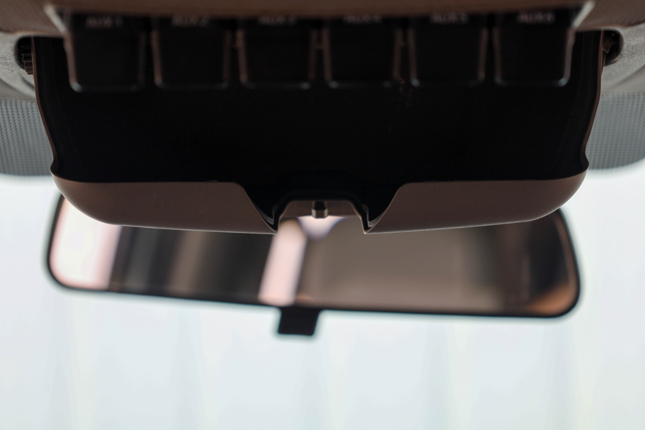 Ford Super Duty F-550 DRW Lariat 4WD Crew Cab 179" WB 60" CA 2018 Ford Super Duty F-550 DRW Lariat 4WD Crew Cab 179" WB 60" CA 2018