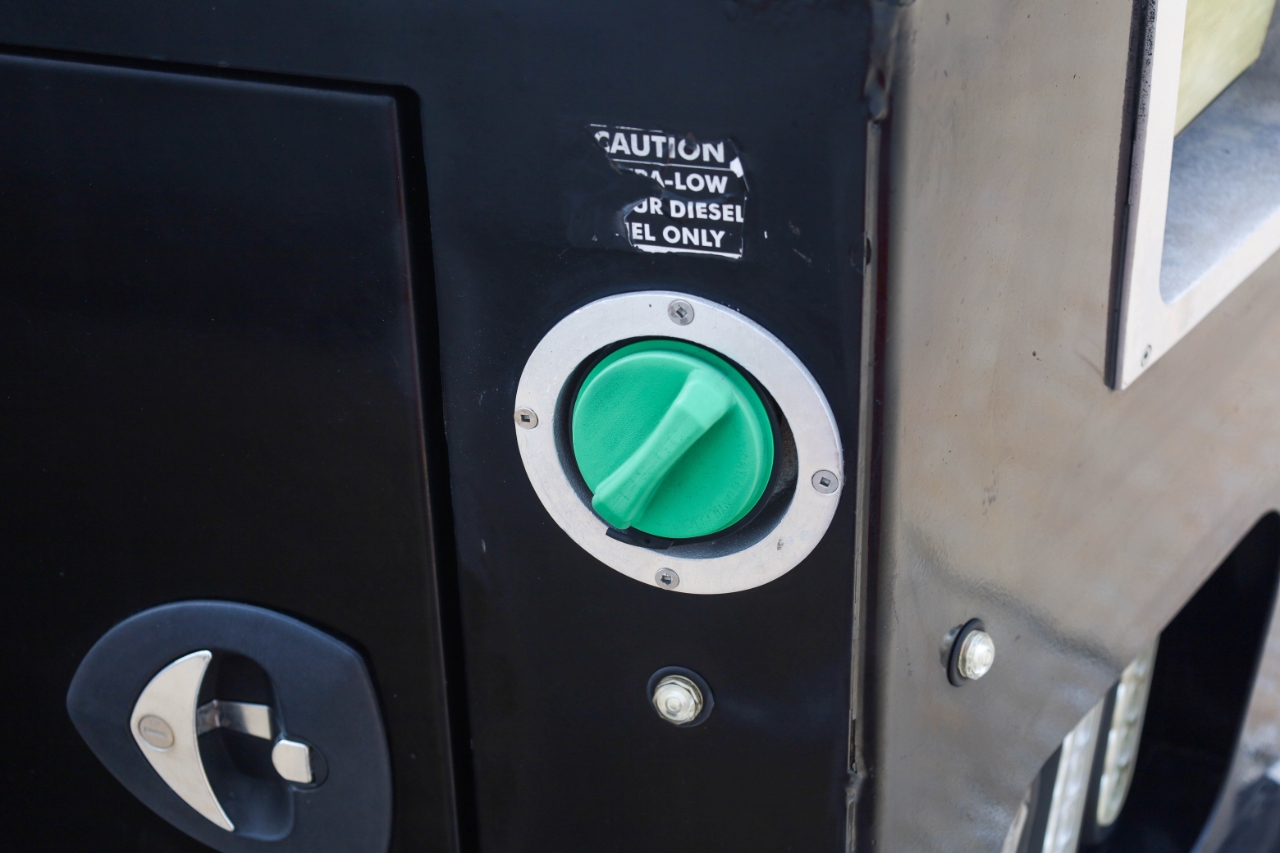 Ford Super Duty F-550 DRW Lariat 4WD Crew Cab 179" WB 60" CA 2018 Ford Super Duty F-550 DRW Lariat 4WD Crew Cab 179" WB 60" CA 2018