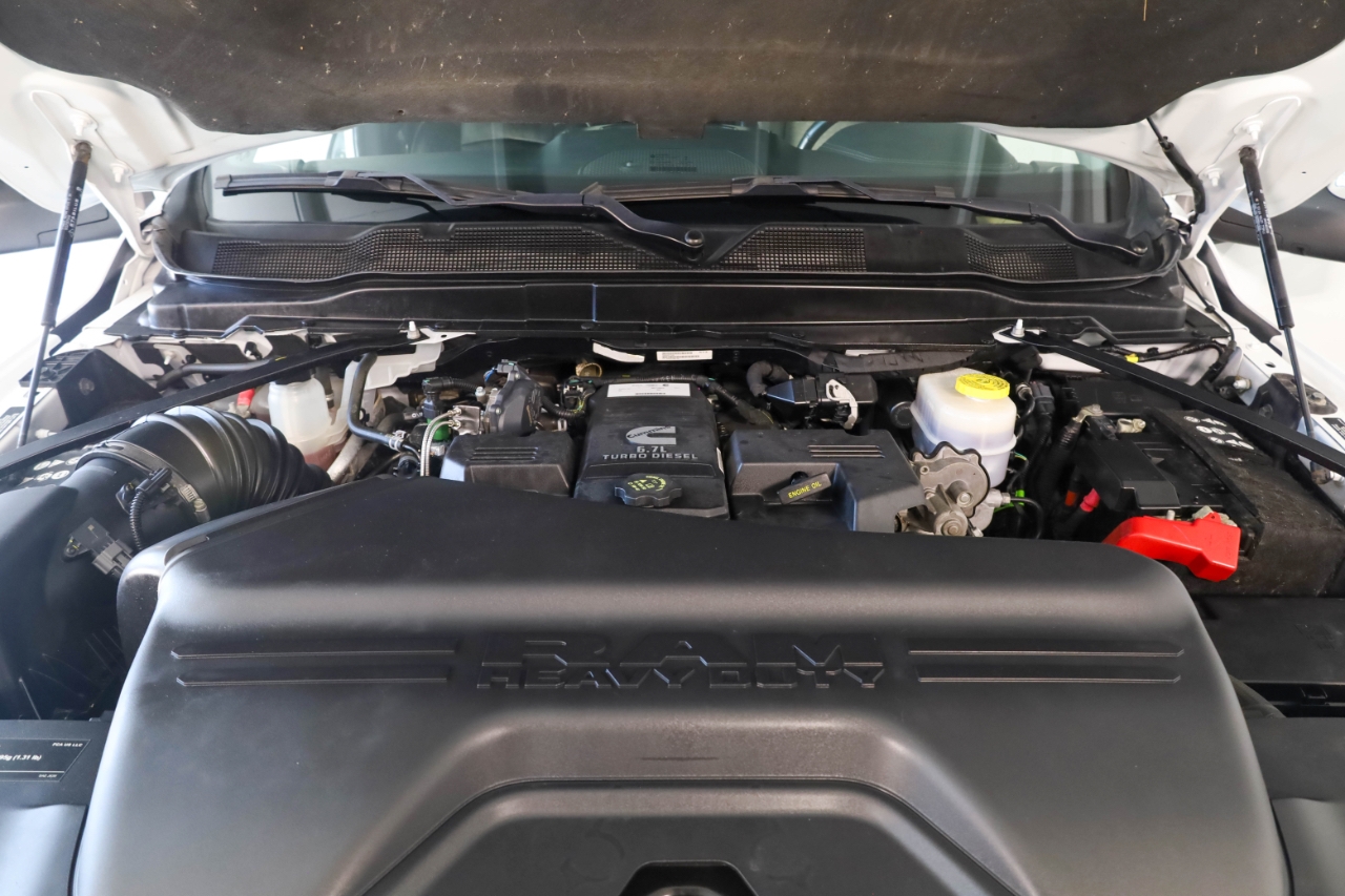 RAM 2500 Laramie 4x4 Crew Cab 6'4" Box 2023 RAM 2500 Laramie 4x4 Crew Cab 6'4" Box 2023