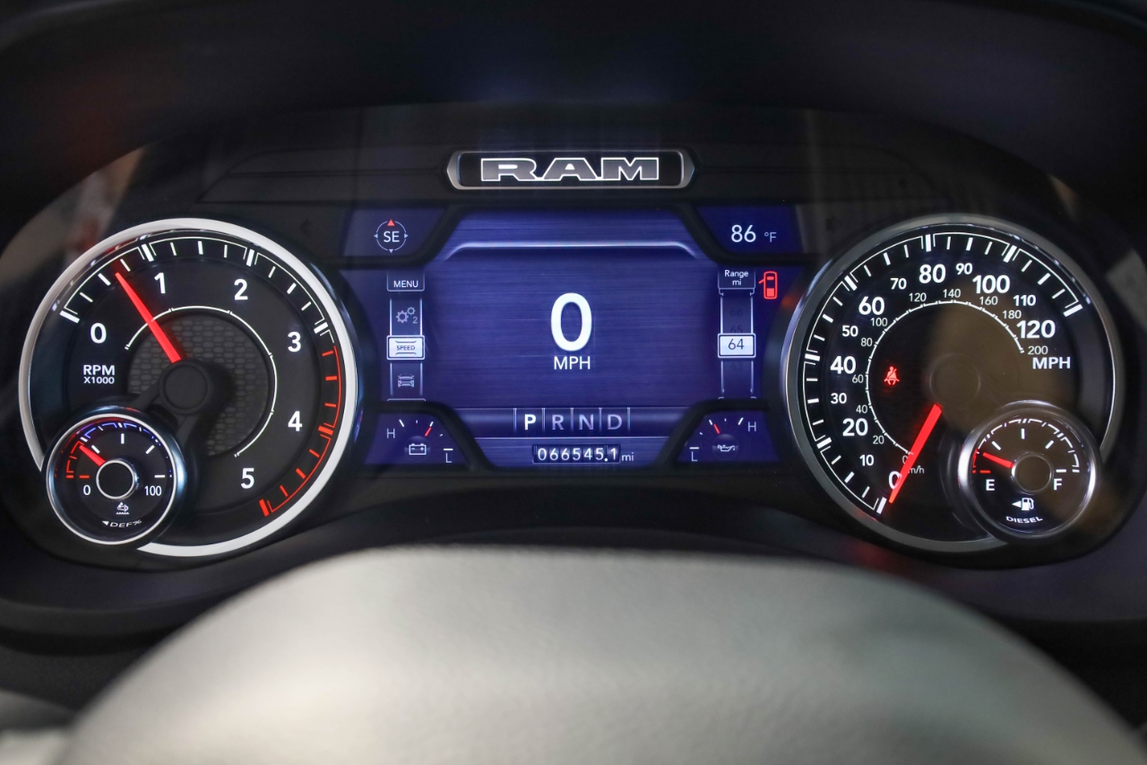 RAM 2500 Laramie 4x4 Crew Cab 6'4" Box 2023 RAM 2500 Laramie 4x4 Crew Cab 6'4" Box 2023