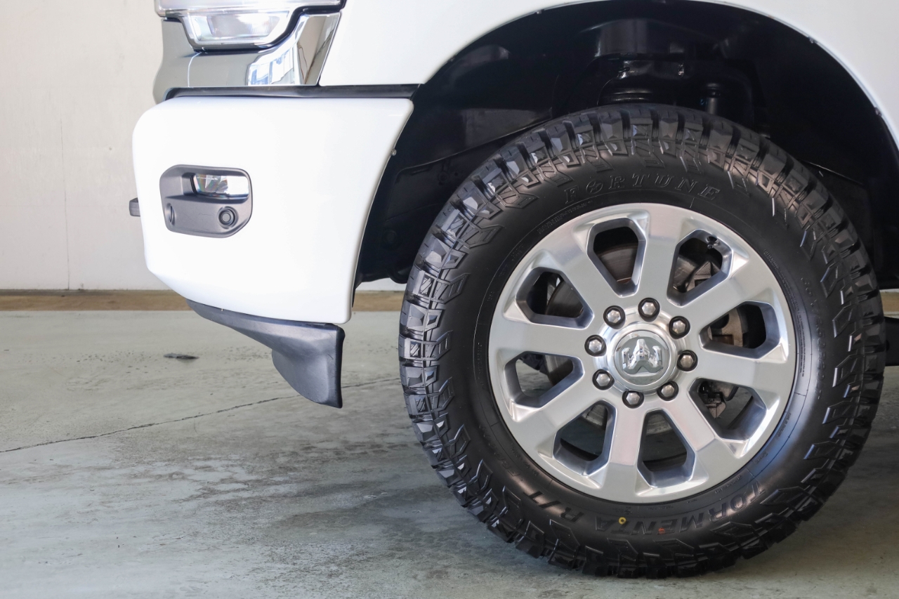 RAM 2500 Laramie 4x4 Crew Cab 6'4" Box 2023 RAM 2500 Laramie 4x4 Crew Cab 6'4" Box 2023