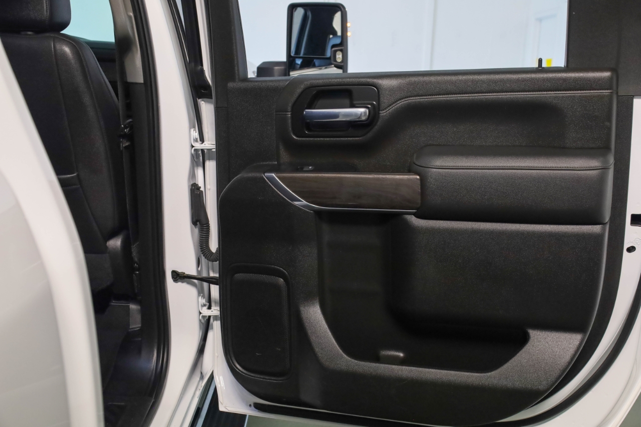 Chevrolet Silverado 2500HD 4WD Crew Cab 159" LTZ 2022