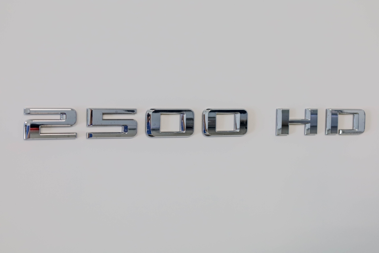 Chevrolet Silverado 2500HD 4WD Crew Cab 159" LTZ 2022