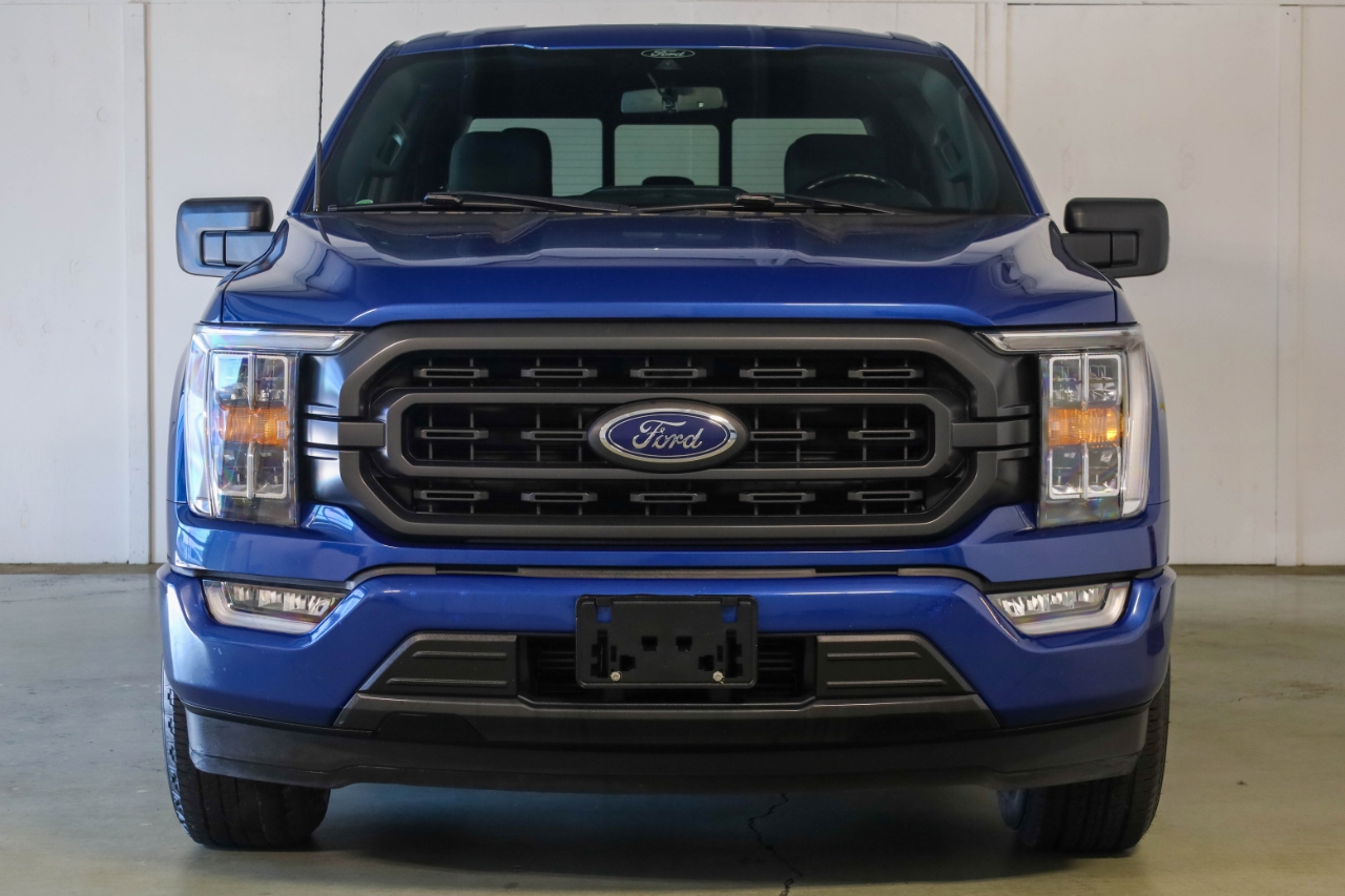 Ford F-150 Lariat 2WD SuperCrew 5.5' Box 2022 Ford F-150 Lariat 2WD SuperCrew 5.5' Box 2022