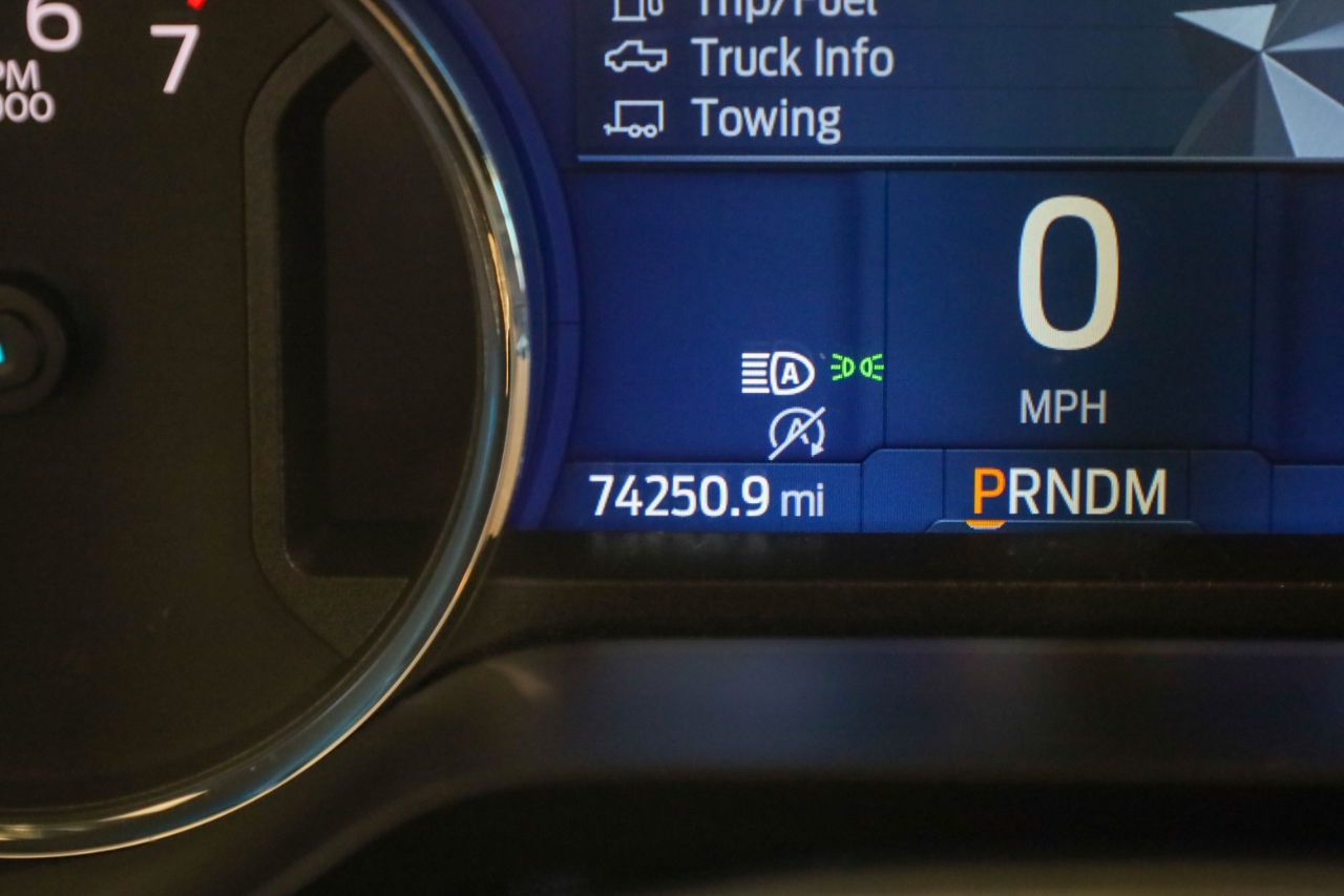 Ford F-150 Lariat 2WD SuperCrew 5.5' Box 2022 Ford F-150 Lariat 2WD SuperCrew 5.5' Box 2022