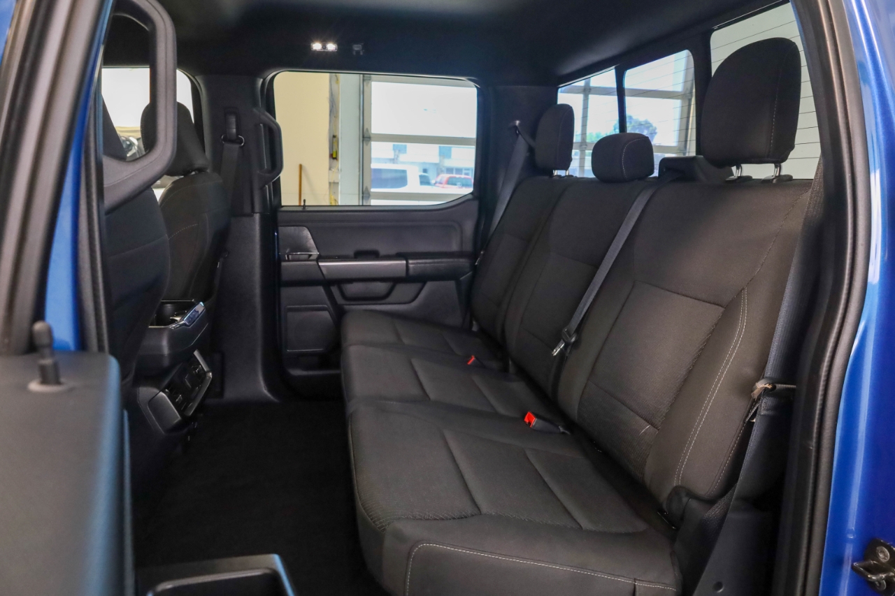 Ford F-150 Lariat 2WD SuperCrew 5.5' Box 2022 Ford F-150 Lariat 2WD SuperCrew 5.5' Box 2022