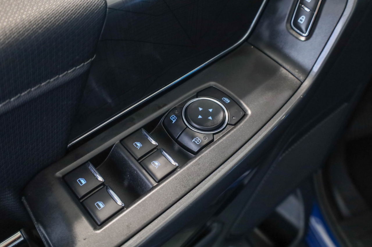 Ford F-150 Lariat 2WD SuperCrew 5.5' Box 2022 Ford F-150 Lariat 2WD SuperCrew 5.5' Box 2022