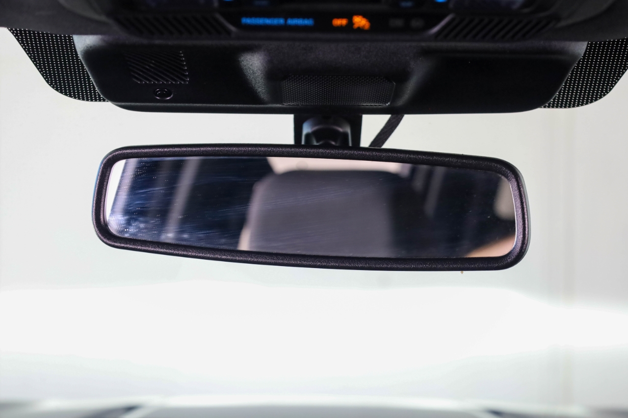 Ford F-150 Lariat 2WD SuperCrew 5.5' Box 2022 Ford F-150 Lariat 2WD SuperCrew 5.5' Box 2022