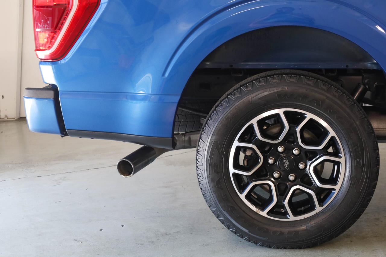 Ford F-150 Lariat 2WD SuperCrew 5.5' Box 2022 Ford F-150 Lariat 2WD SuperCrew 5.5' Box 2022