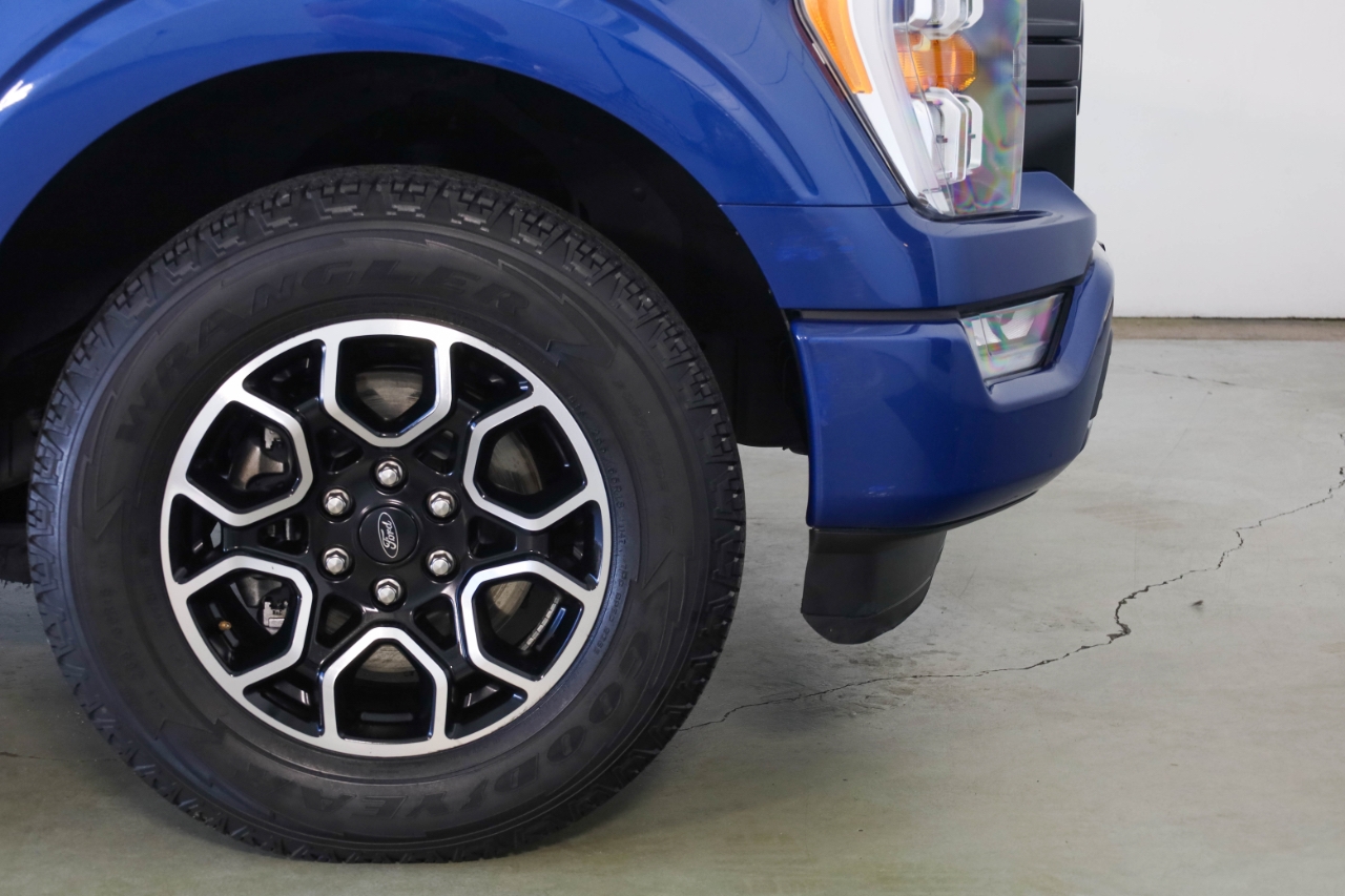 Ford F-150 Lariat 2WD SuperCrew 5.5' Box 2022 Ford F-150 Lariat 2WD SuperCrew 5.5' Box 2022