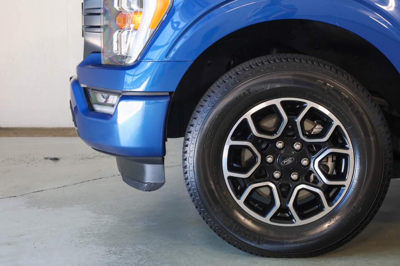 Ford F-150 Lariat 2WD SuperCrew 5.5' Box 2022 Ford F-150 Lariat 2WD SuperCrew 5.5' Box 2022