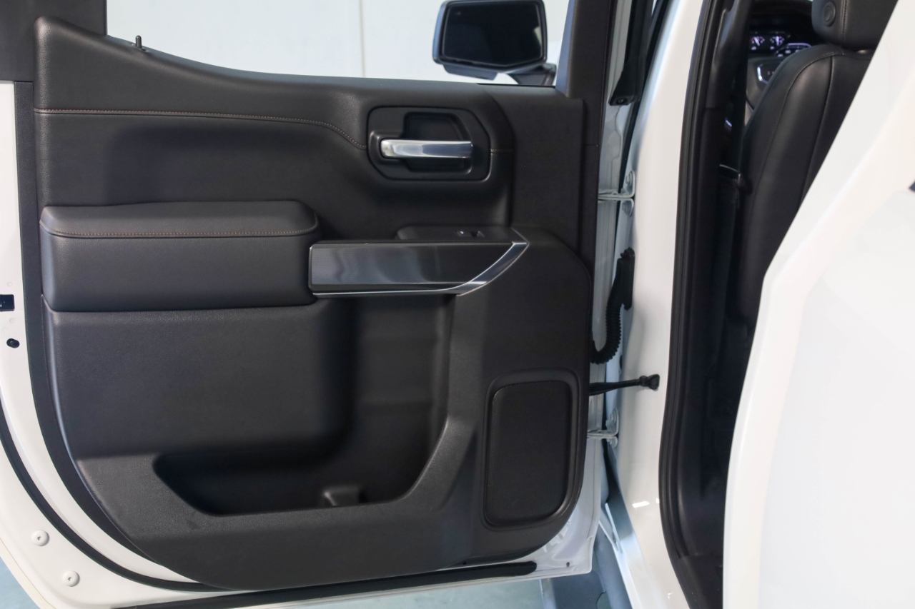 GMC Sierra 1500 4WD Crew Cab 147" AT4 2021