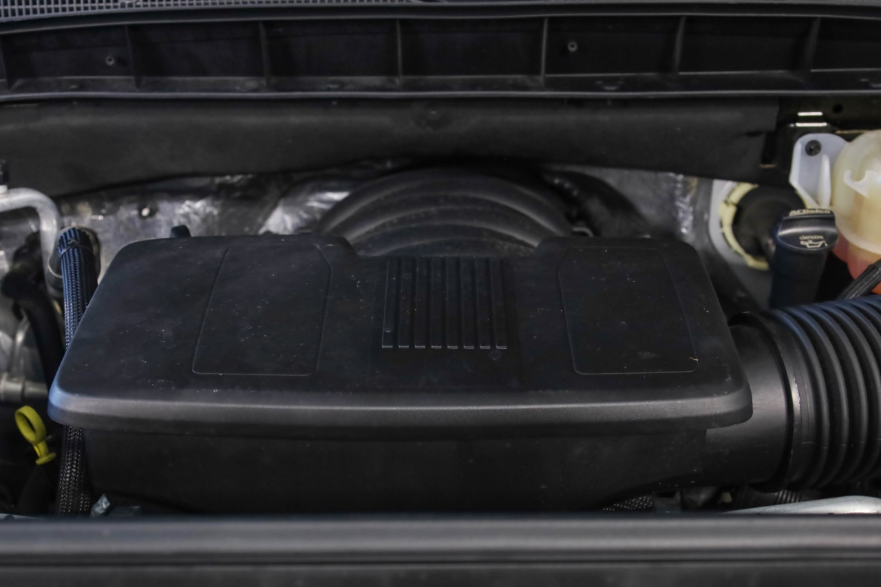 GMC Sierra 1500 4WD Crew Cab 147" AT4 2021