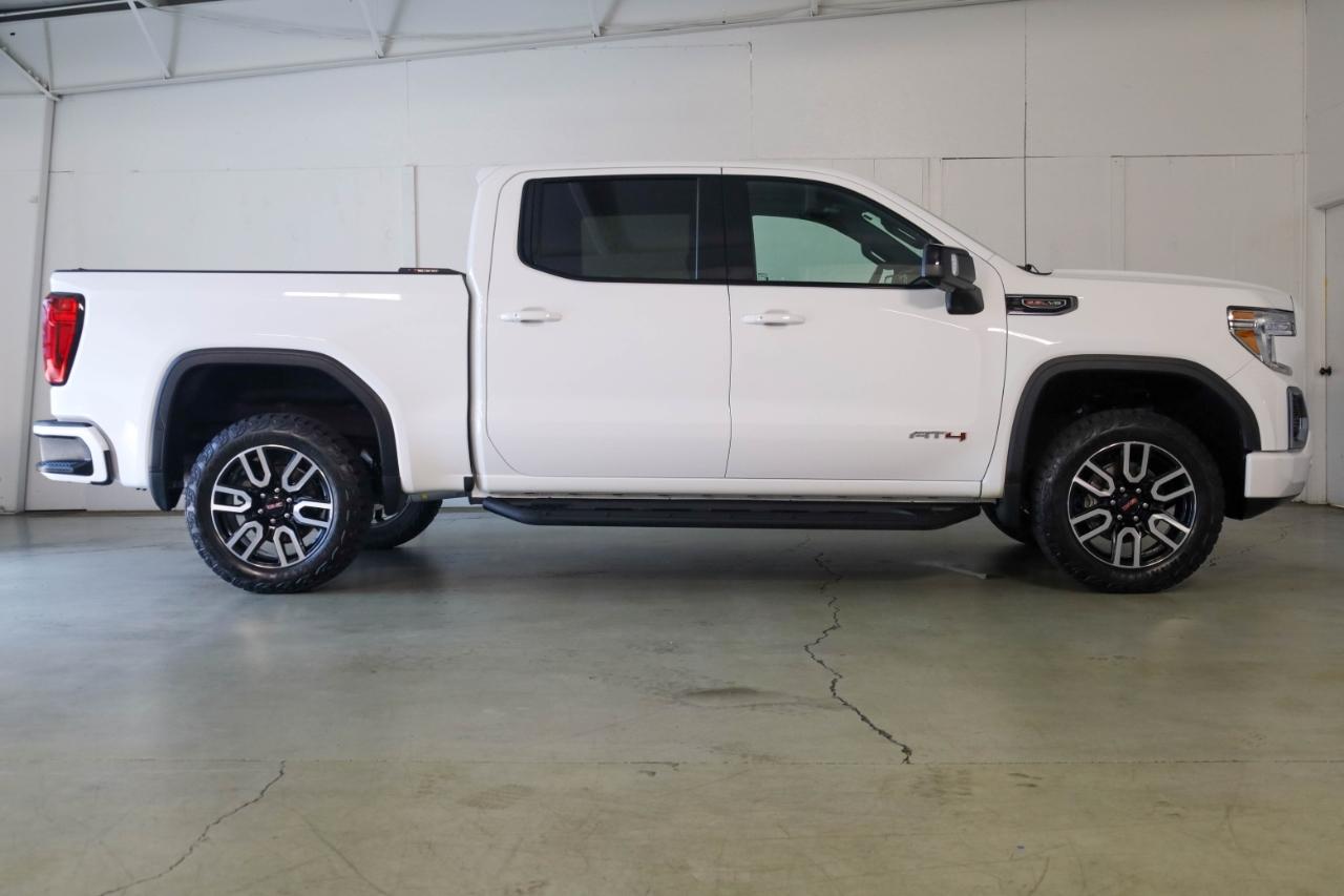 GMC Sierra 1500 4WD Crew Cab 147" AT4 2021
