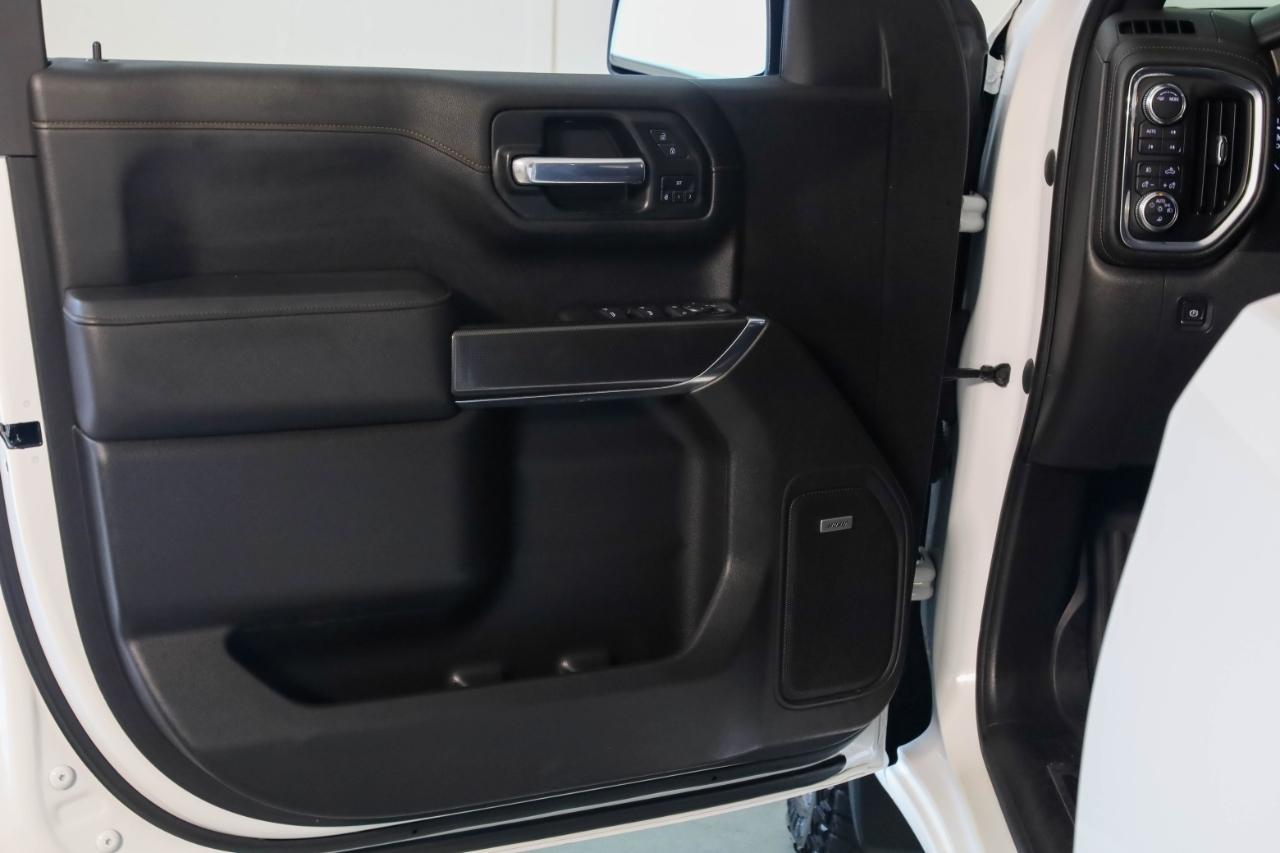 GMC Sierra 1500 4WD Crew Cab 147" AT4 2021