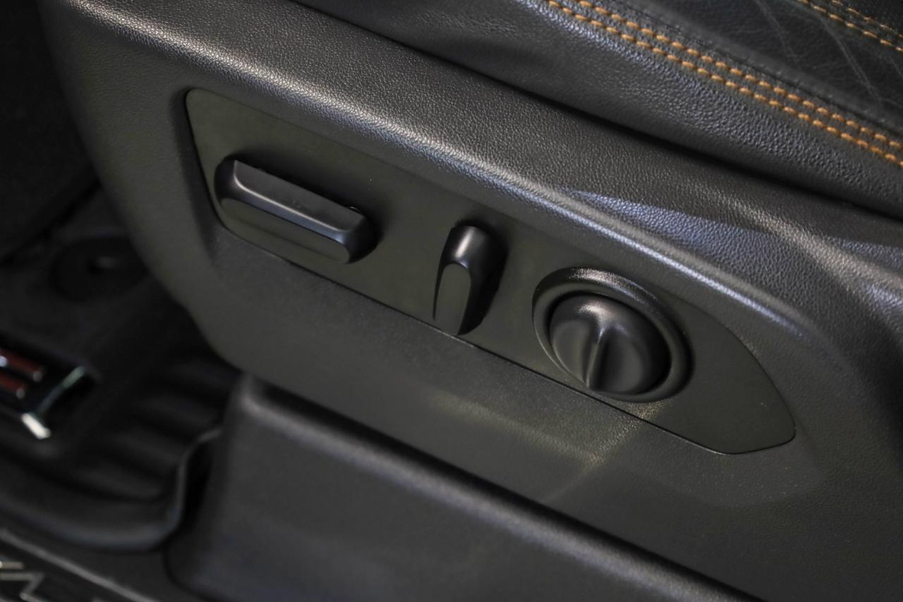 GMC Sierra 1500 4WD Crew Cab 147" AT4 2021