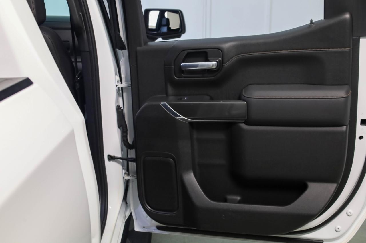 GMC Sierra 1500 4WD Crew Cab 147" AT4 2021