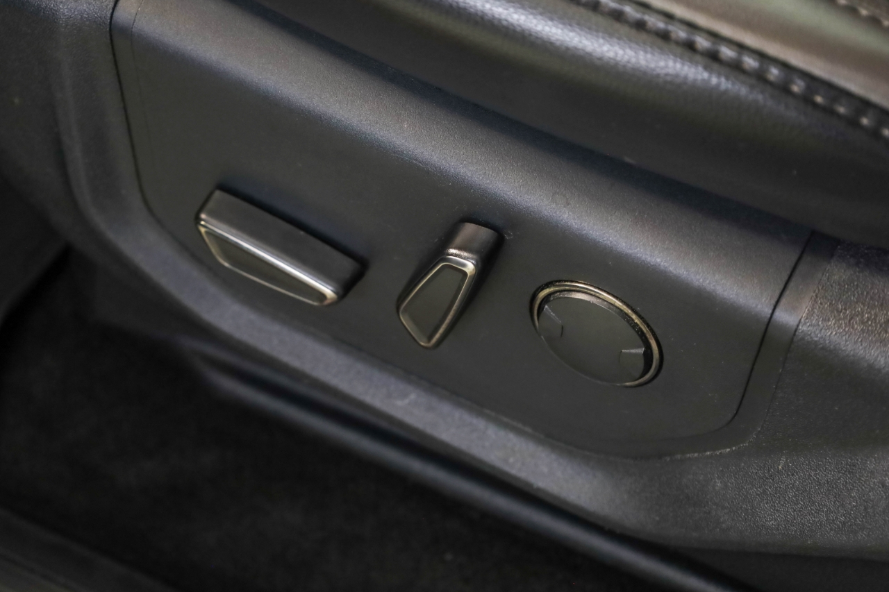 Ford F-150 Raptor 4WD SuperCrew 5.5' Box 2019 Ford F-150 Raptor 4WD SuperCrew 5.5' Box 2019