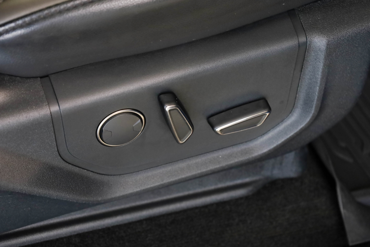 Ford F-150 Raptor 4WD SuperCrew 5.5' Box 2019 Ford F-150 Raptor 4WD SuperCrew 5.5' Box 2019