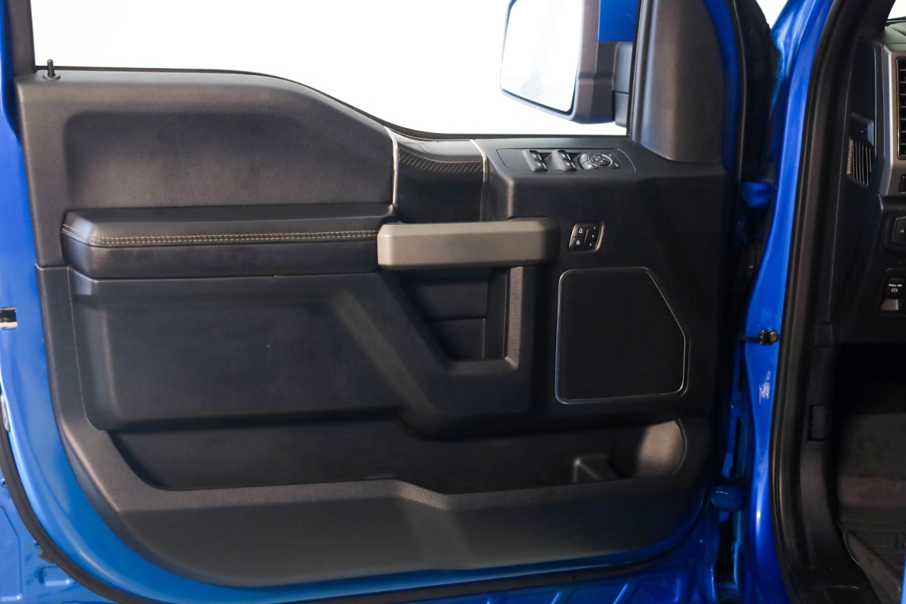 Ford F-150 Raptor 4WD SuperCrew 5.5' Box 2019 Ford F-150 Raptor 4WD SuperCrew 5.5' Box 2019