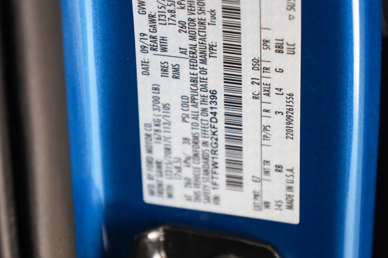 Ford F-150 Raptor 4WD SuperCrew 5.5' Box 2019 Ford F-150 Raptor 4WD SuperCrew 5.5' Box 2019