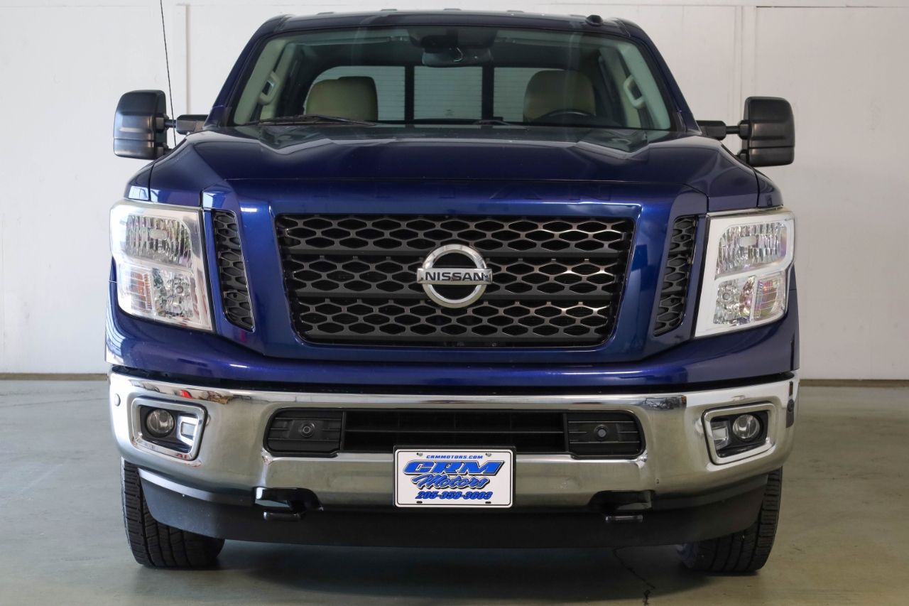 Nissan Titan XD 4x4 Diesel Crew Cab SV 2019 Nissan Titan XD 4x4 Diesel Crew Cab SV 2019