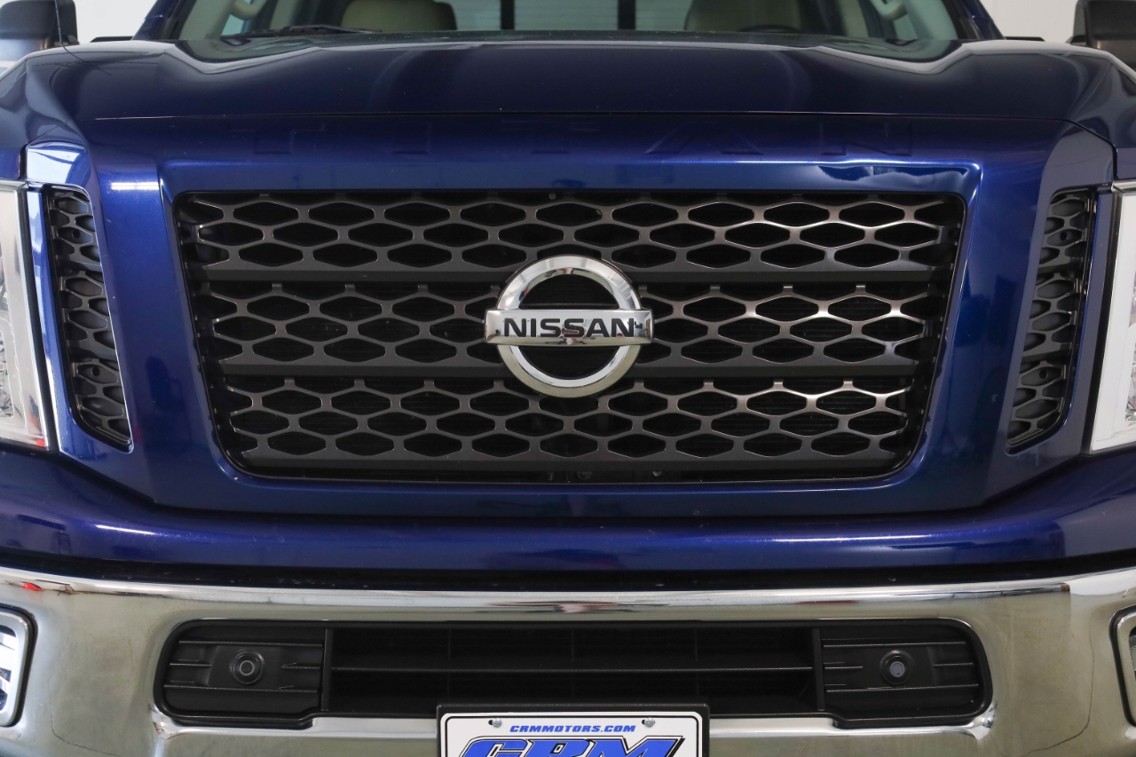 Nissan Titan XD 4x4 Diesel Crew Cab SV 2019 Nissan Titan XD 4x4 Diesel Crew Cab SV 2019