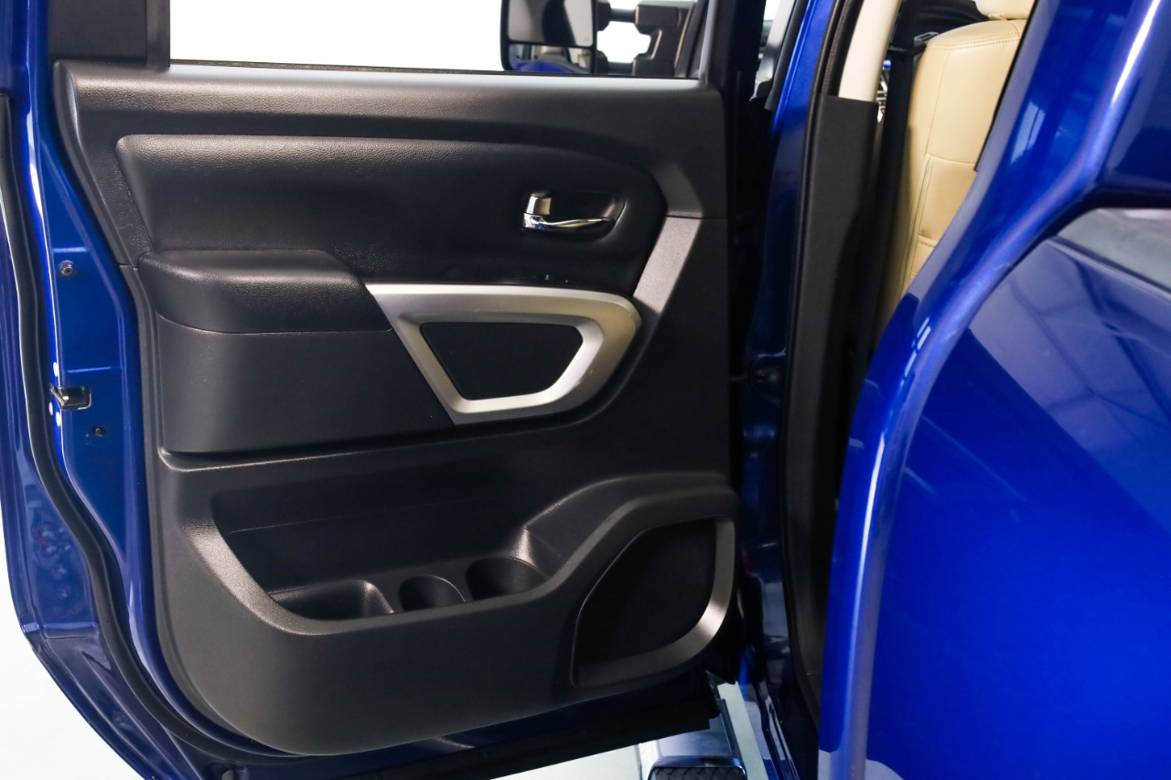 Nissan Titan XD 4x4 Diesel Crew Cab SV 2019