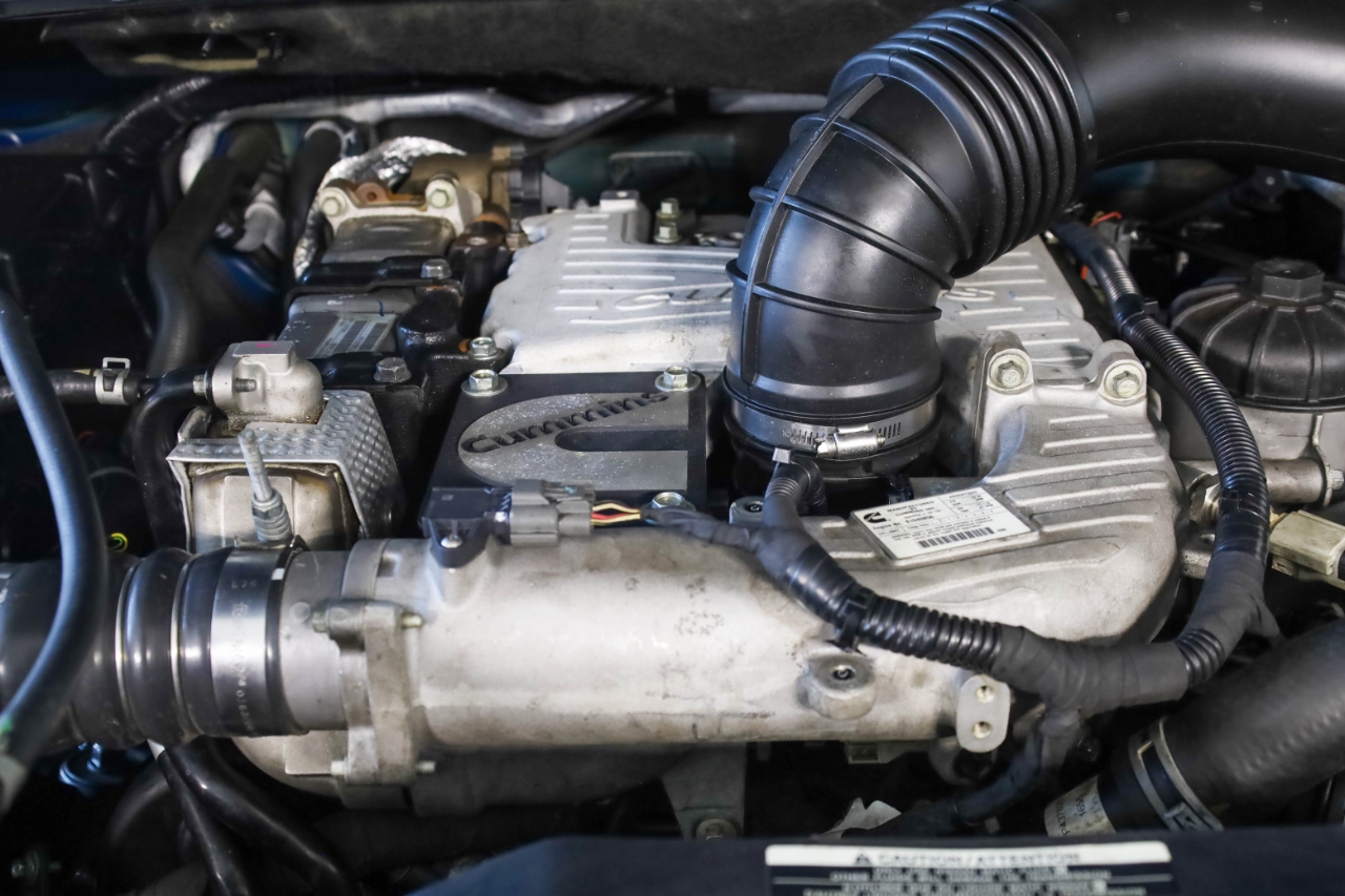 Nissan Titan XD 4x4 Diesel Crew Cab SV 2019