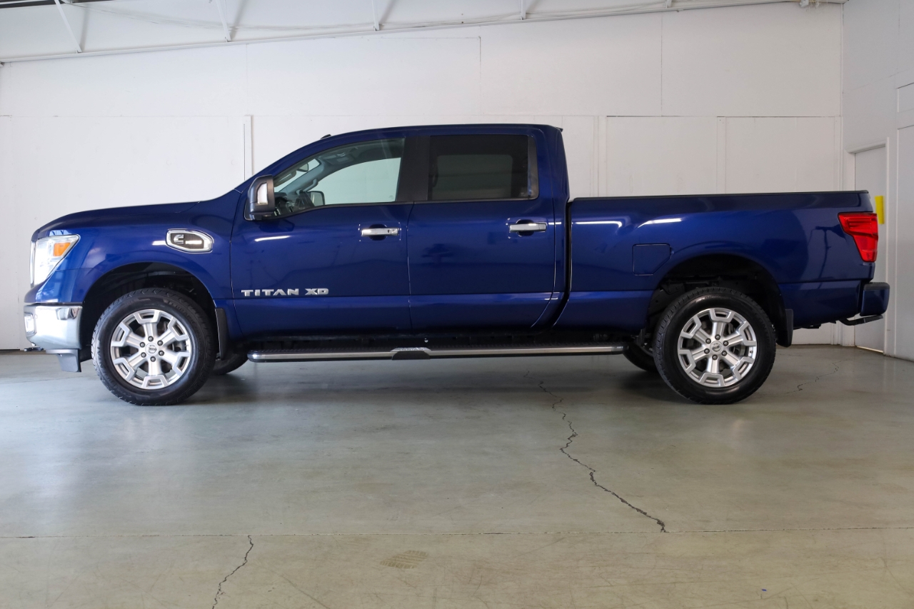 Nissan Titan XD 4x4 Diesel Crew Cab SV 2019