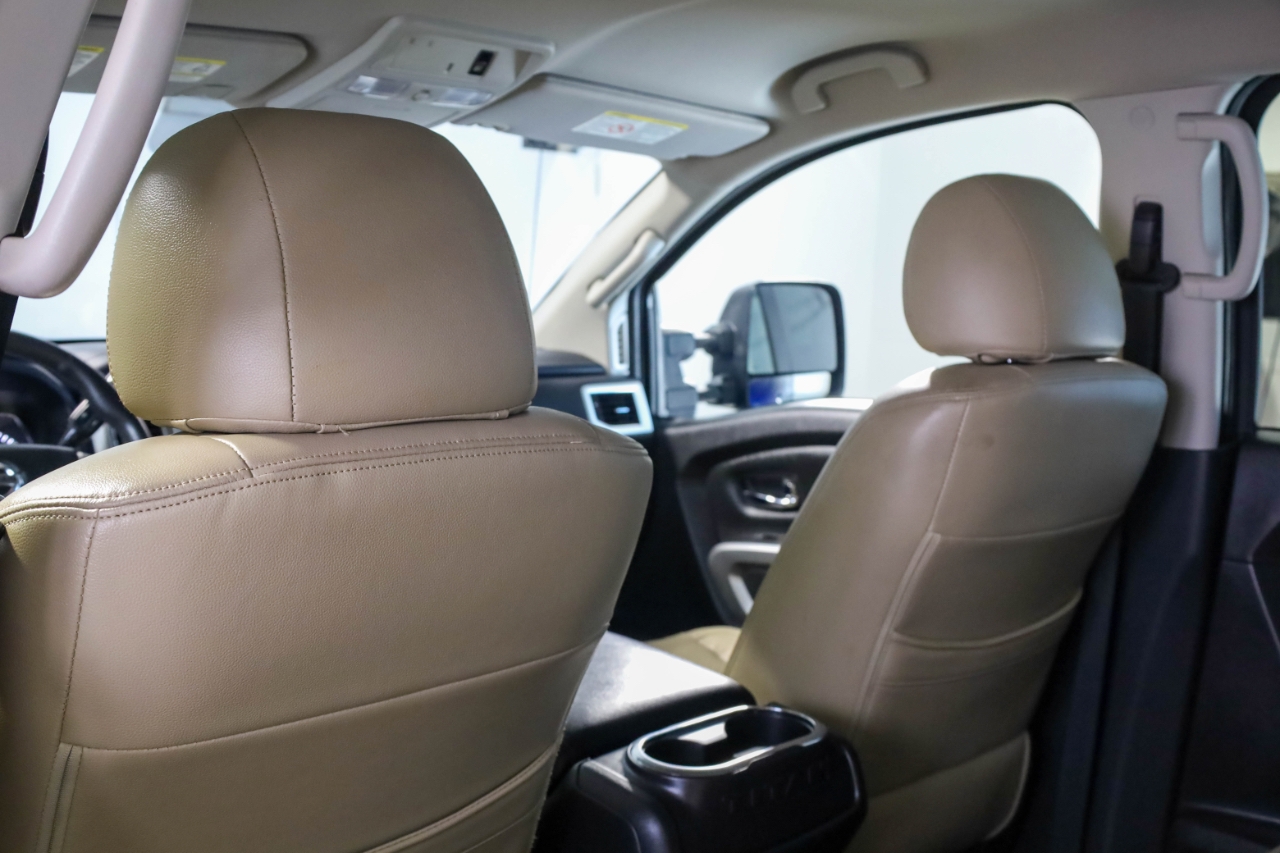 Nissan Titan XD 4x4 Diesel Crew Cab SV 2019