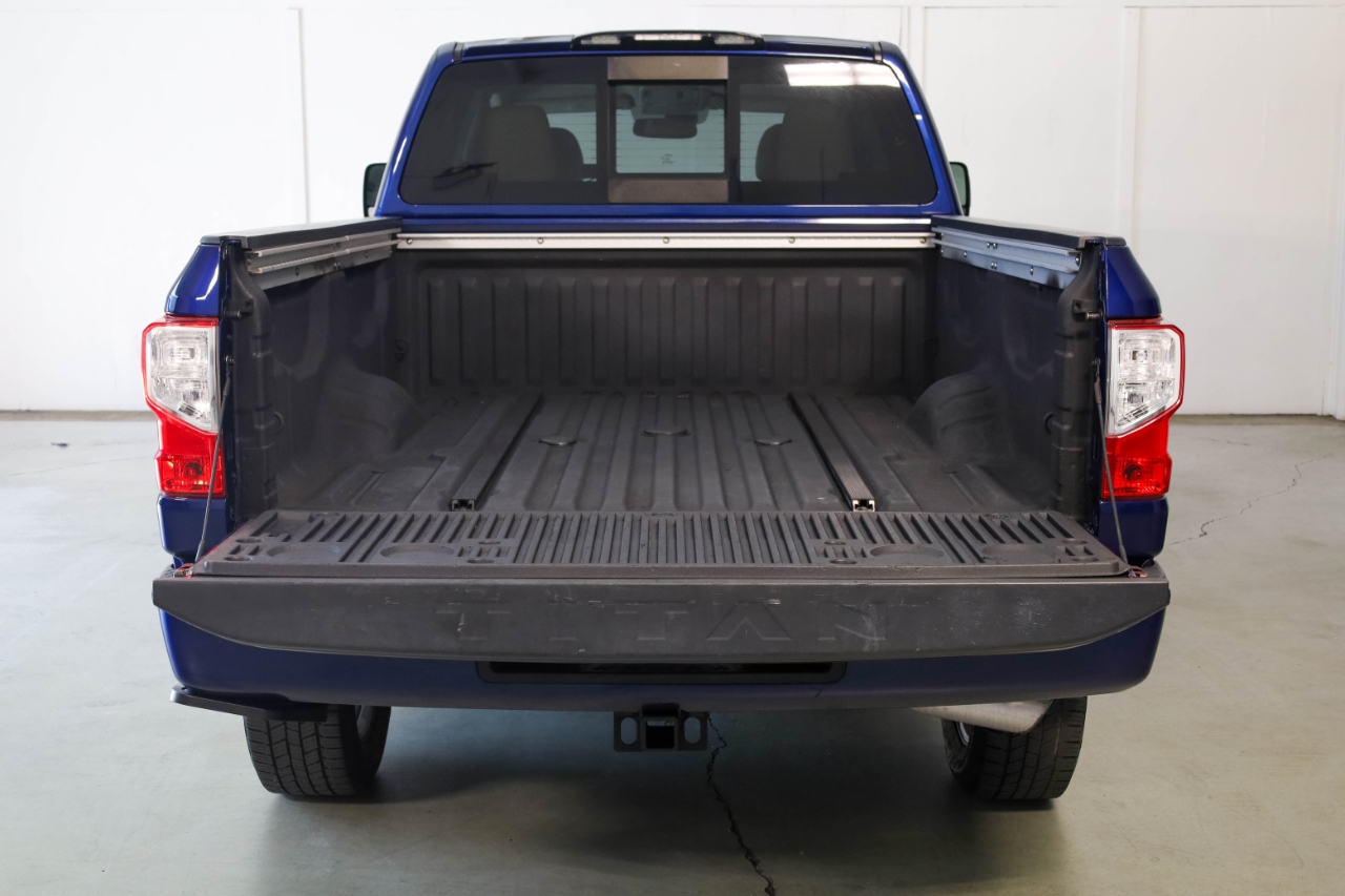 Nissan Titan XD 4x4 Diesel Crew Cab SV 2019