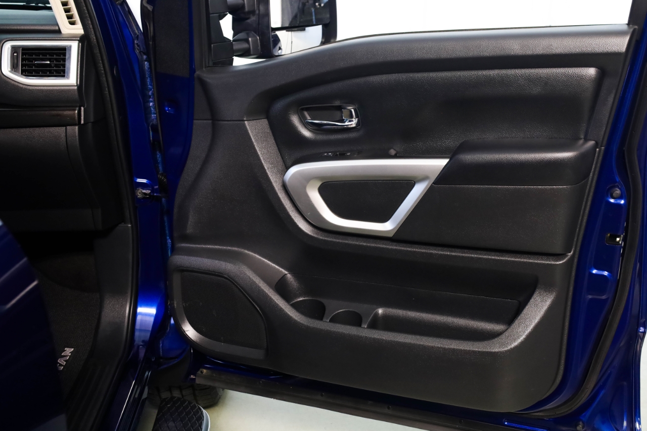 Nissan Titan XD 4x4 Diesel Crew Cab SV 2019