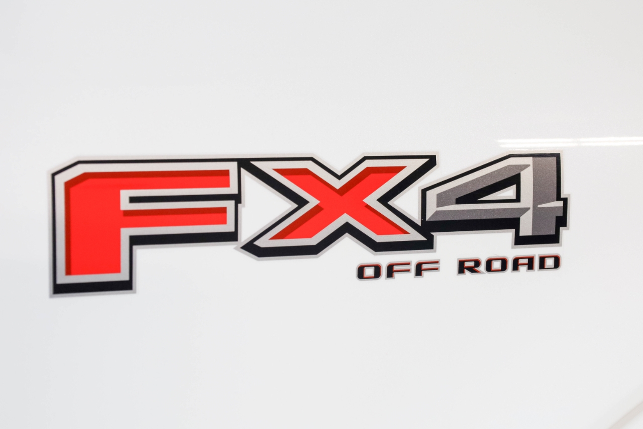 Ford F-150 King Ranch 4WD SuperCrew 5.5' Box 2023