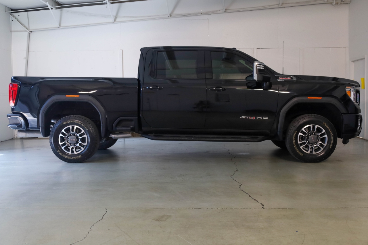 GMC Sierra 2500HD 4WD Crew Cab 159" AT4 2021