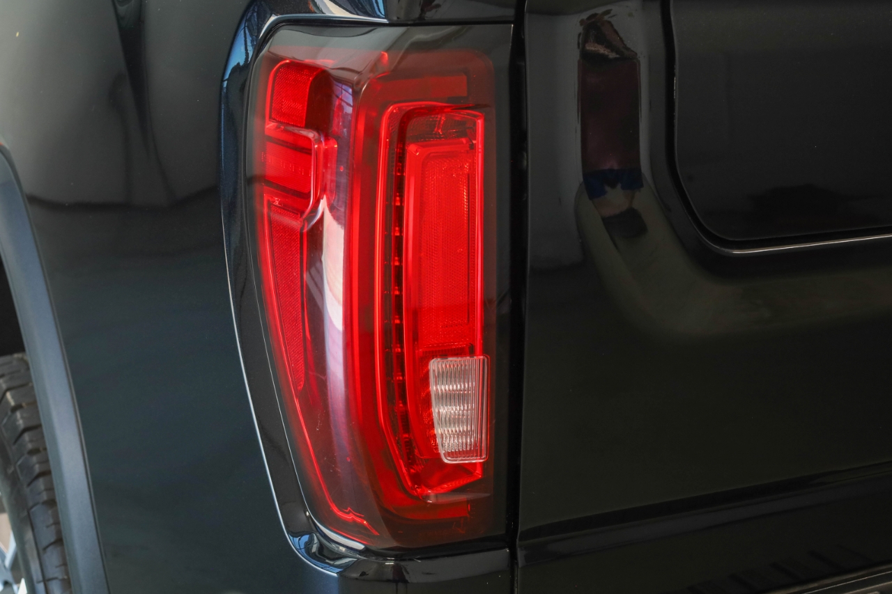 GMC Sierra 2500HD 4WD Crew Cab 159" AT4 2021