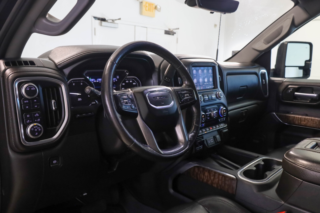 GMC Sierra 3500HD 4WD Crew Cab 159" Denali 2020