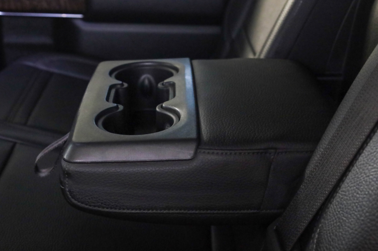 GMC Sierra 3500HD 4WD Crew Cab 159" Denali 2020