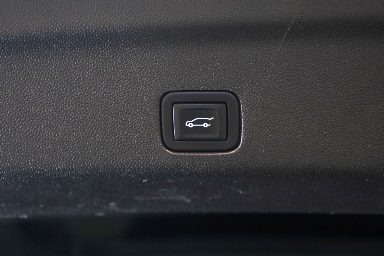 Chevrolet Tahoe 2WD 4dr LT 2021