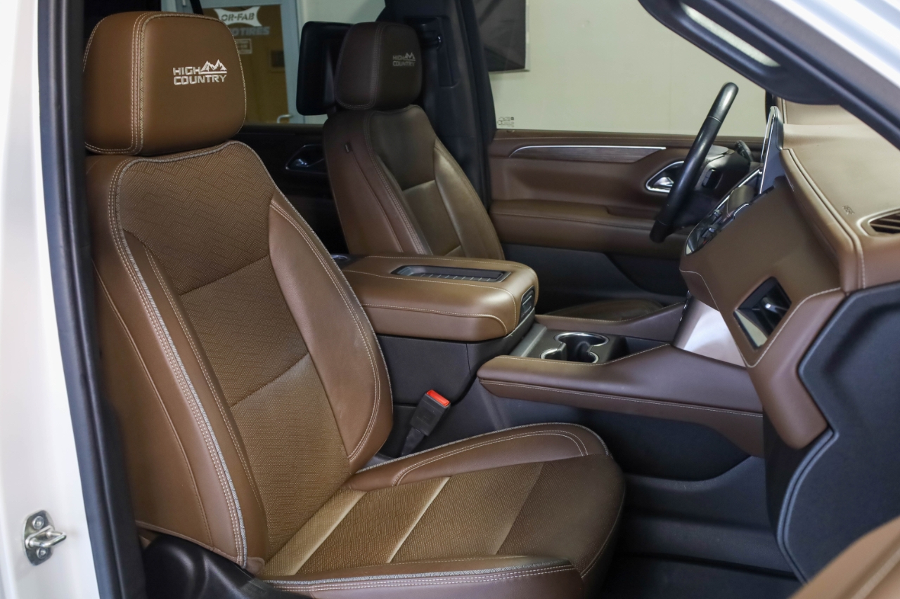 Chevrolet Tahoe 4WD 4dr High Country 2021